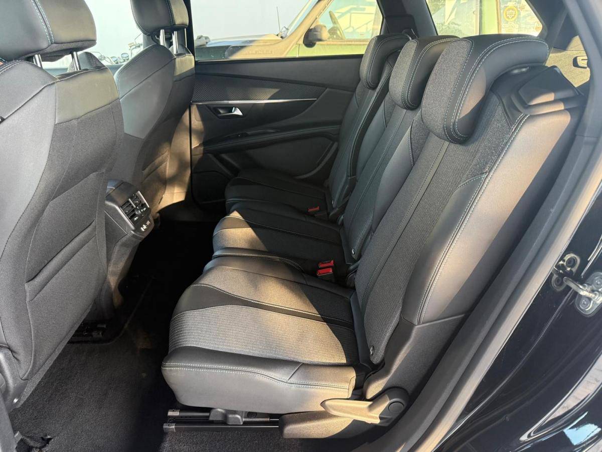 peugeot-5008-2024-gasolina-1199cc