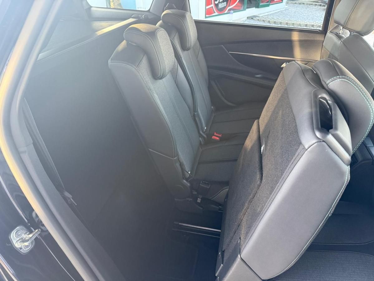 peugeot-5008-2024-gasolina-1199cc