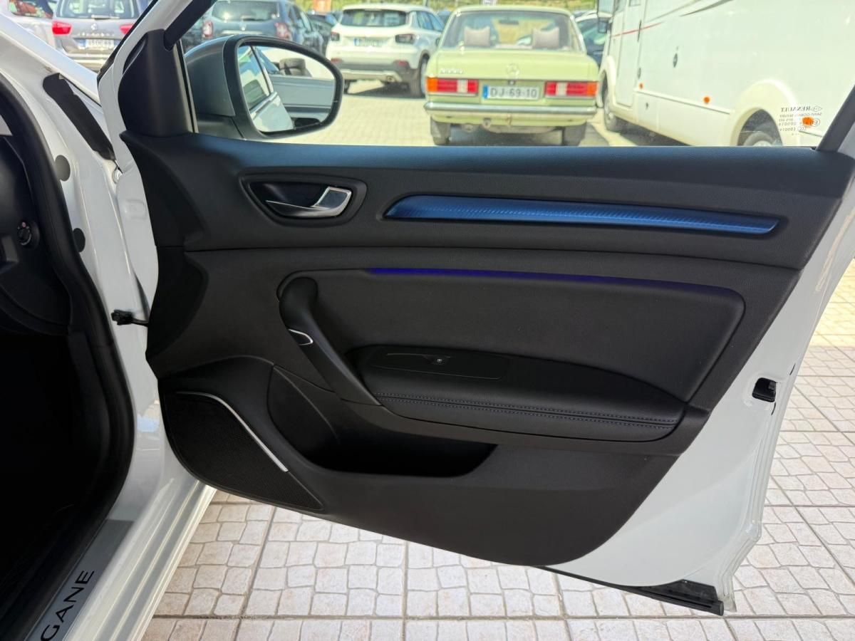 renault-megane-sport-tourer-2020-gasolina-1332cc