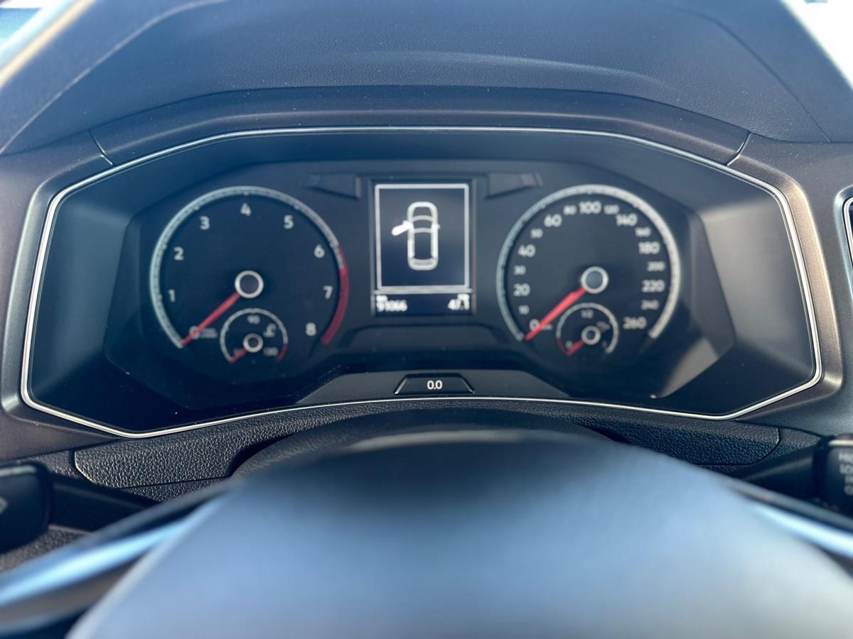 volkswagen-t-roc-2017-gasolina-999cc
