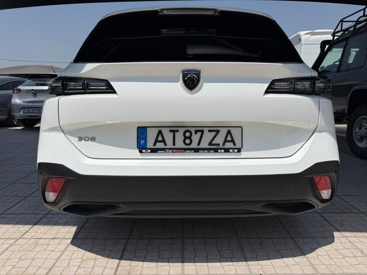 peugeot-308-sw-2022-diesel-1499cc