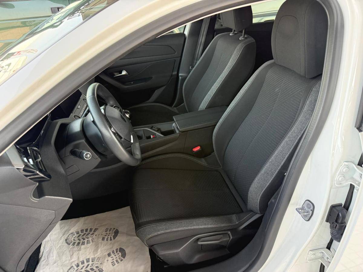 peugeot-308-sw-2022-diesel-1499cc