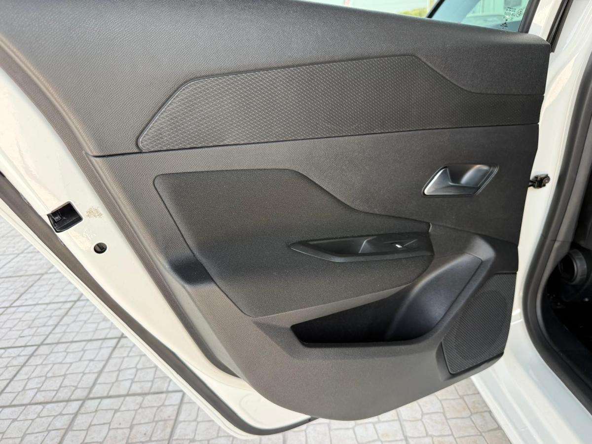 peugeot-308-sw-2022-diesel-1499cc