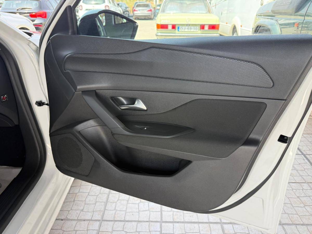 peugeot-308-sw-2022-diesel-1499cc