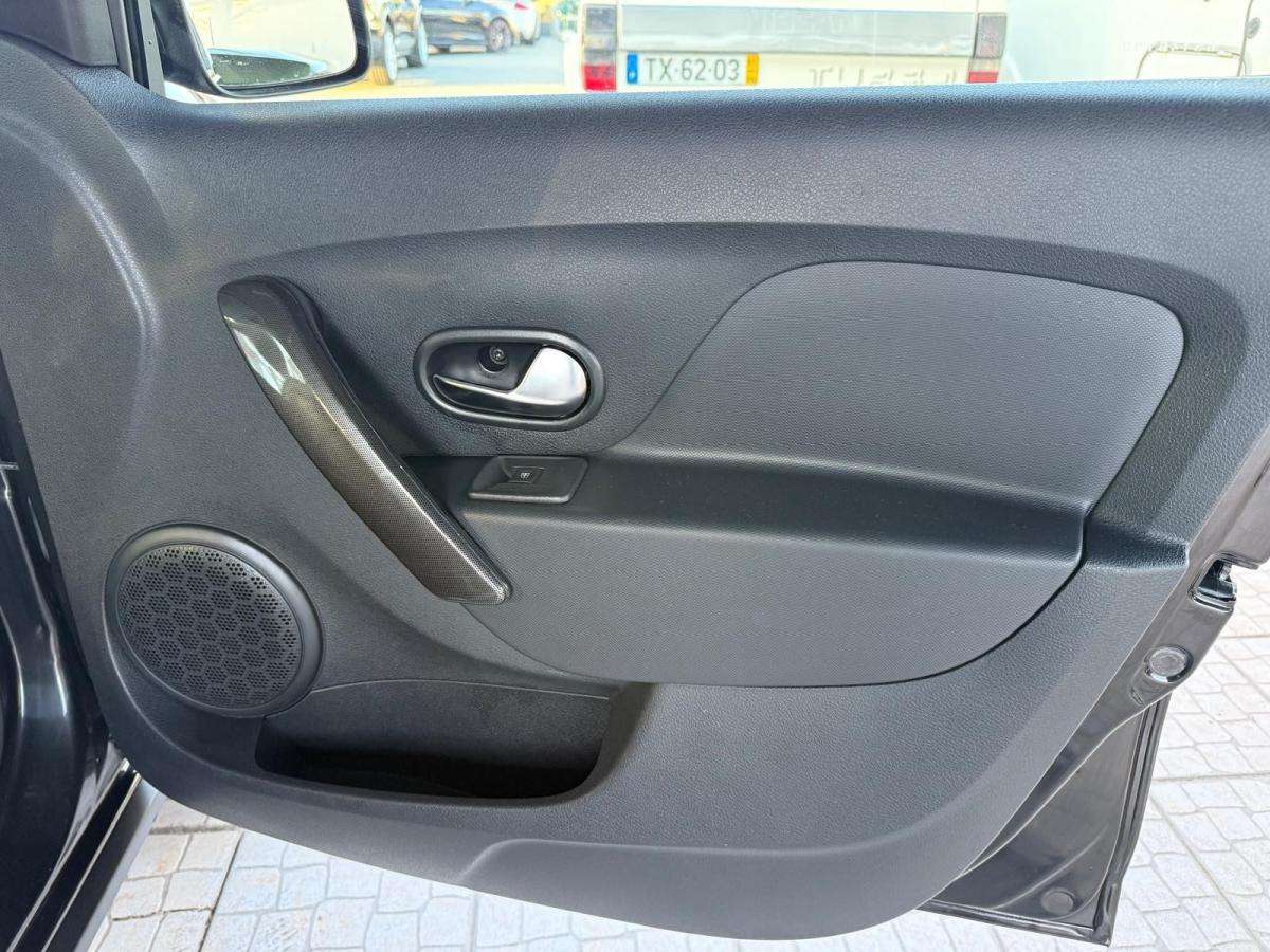 dacia-sandero-2020-diesel-1461cc