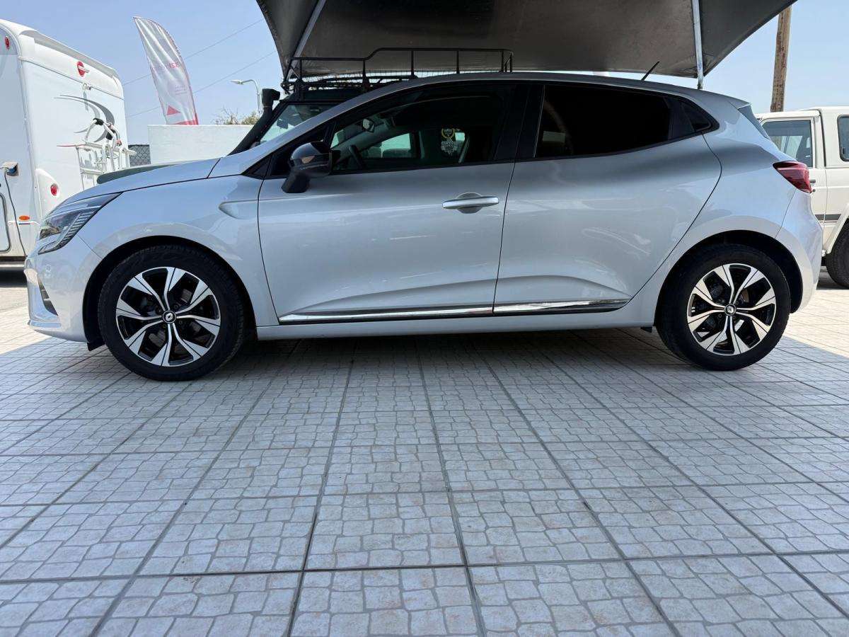 renault-clio-2023-gpl-999cc