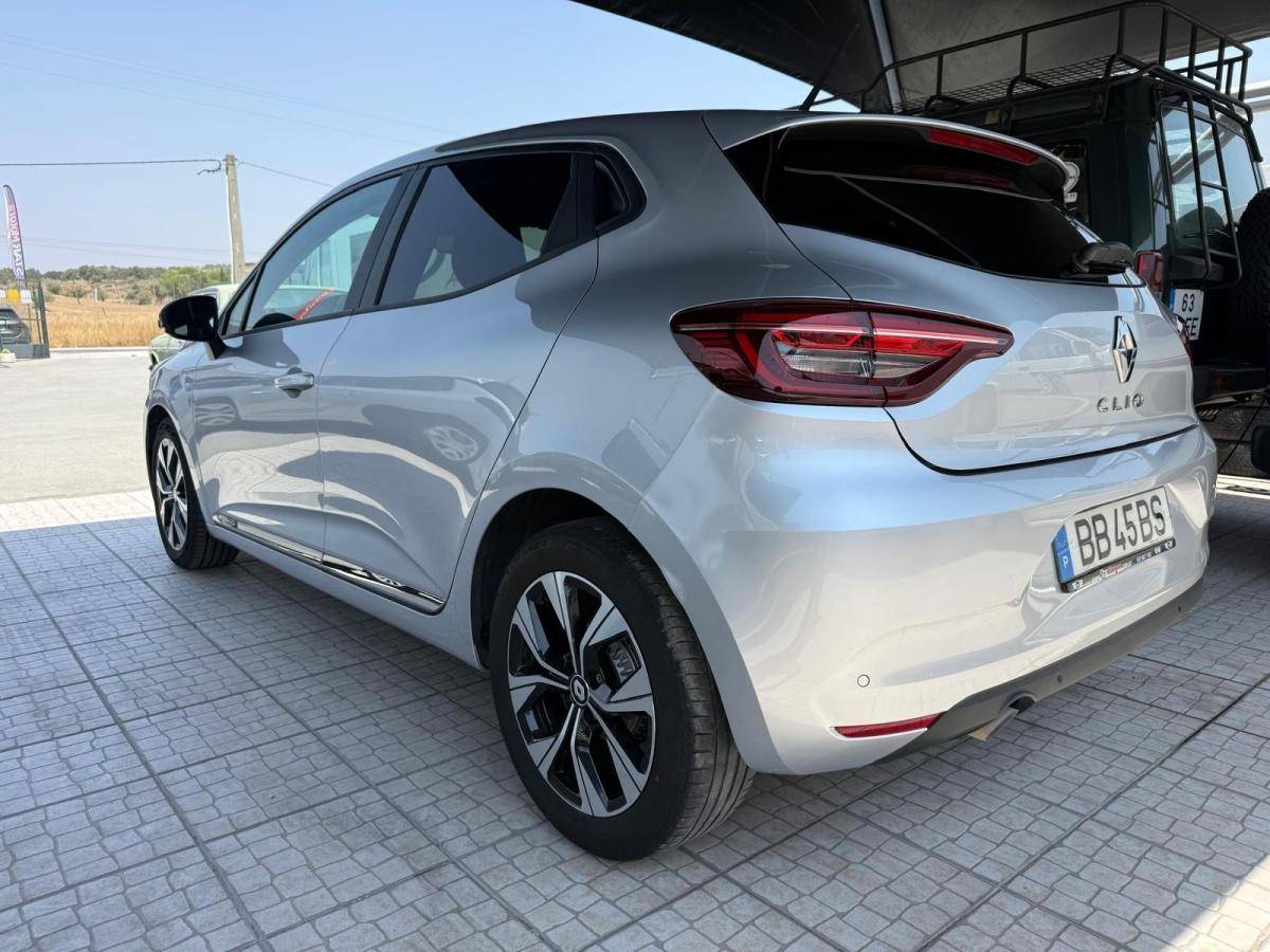 renault-clio-2023-gpl-999cc