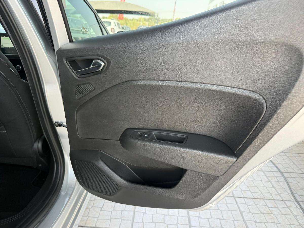renault-clio-2023-gpl-999cc