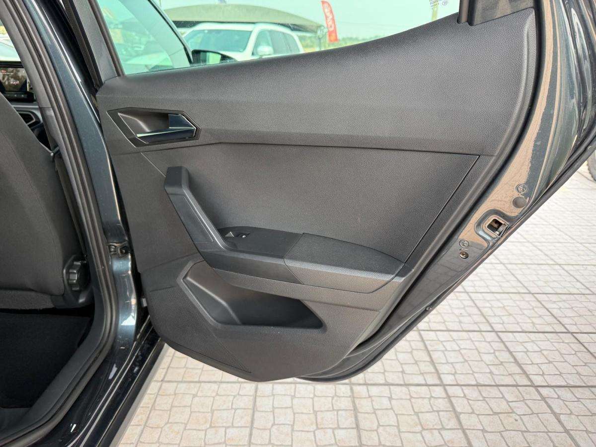 seat-arona-2024-gasolina-999cc