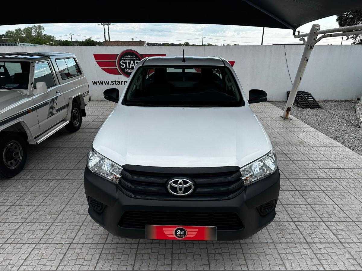 toyota-hilux-2021-diesel-2393cc