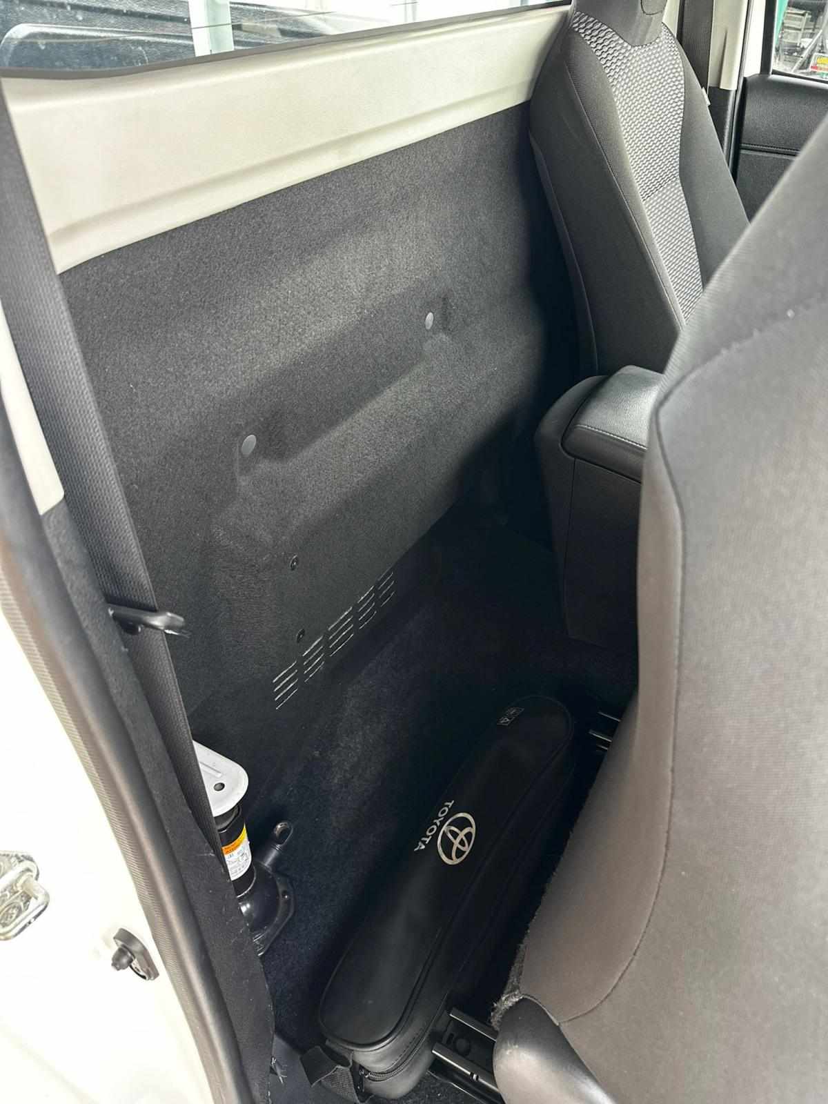 toyota-hilux-2021-diesel-2393cc