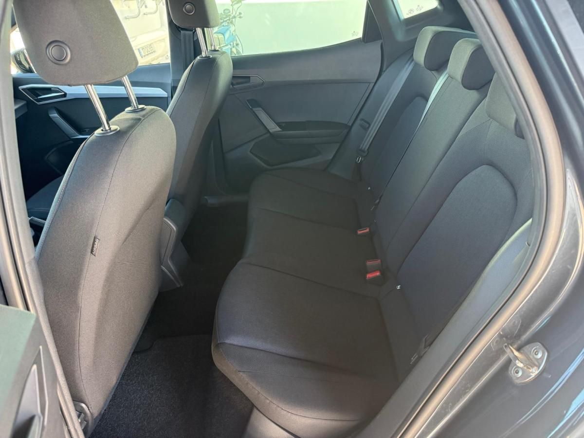 seat-ibiza-2023-gasolina-999cc