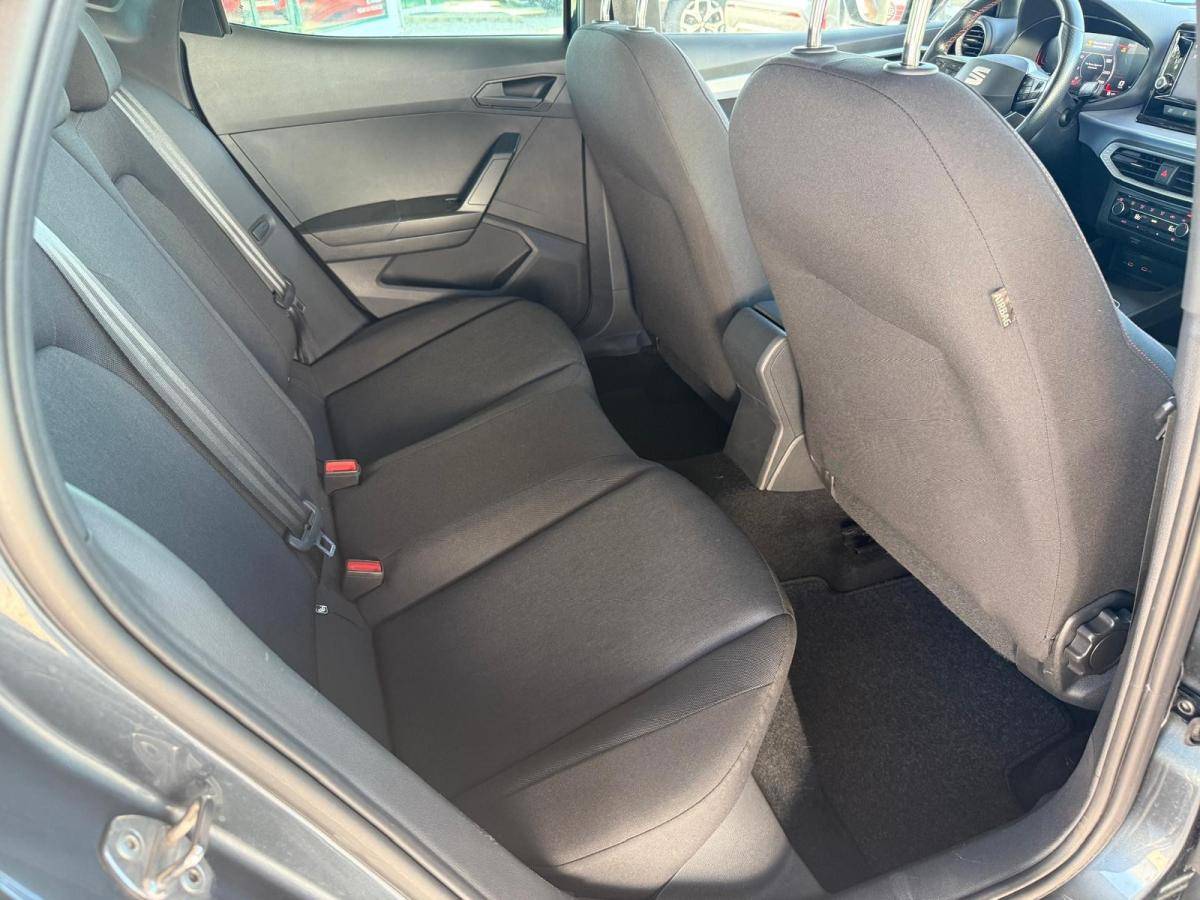 seat-ibiza-2023-gasolina-999cc