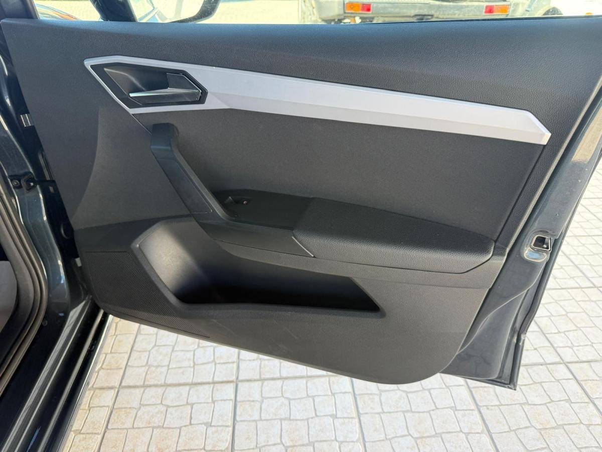 seat-ibiza-2023-gasolina-999cc