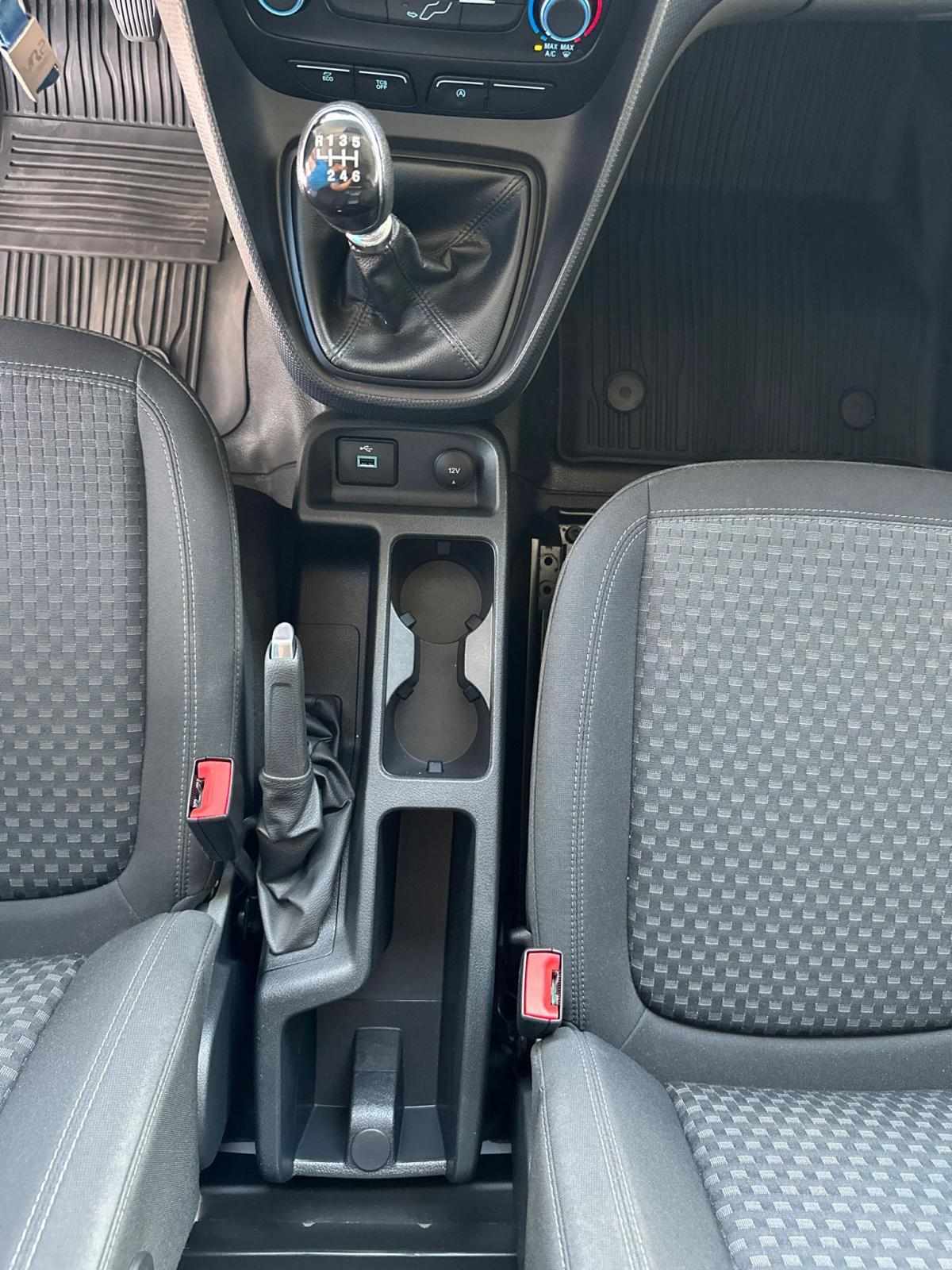ford-transit-connect-2022-diesel-1499cc