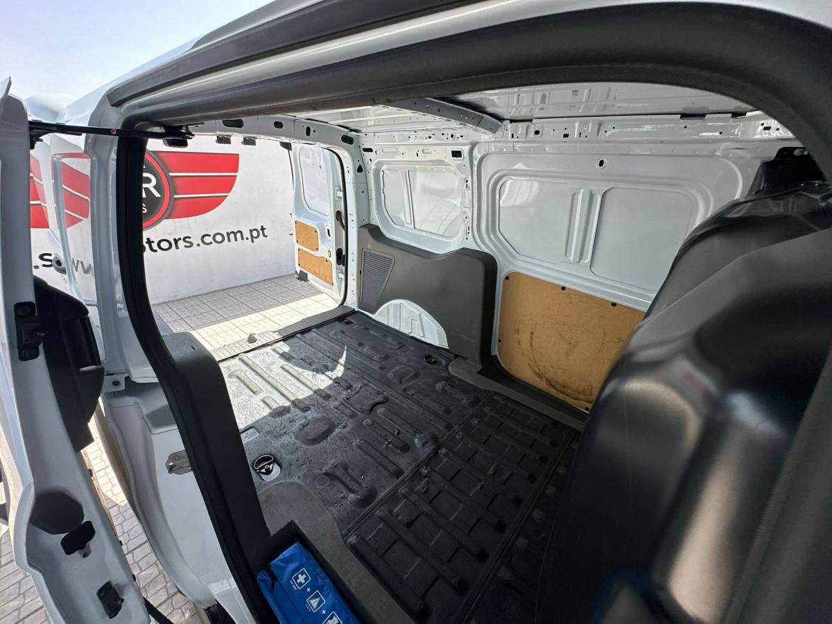 ford-transit-connect-2022-diesel-1499cc
