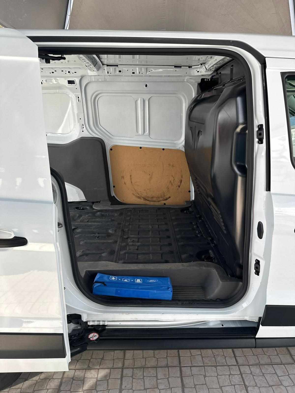 ford-transit-connect-2022-diesel-1499cc