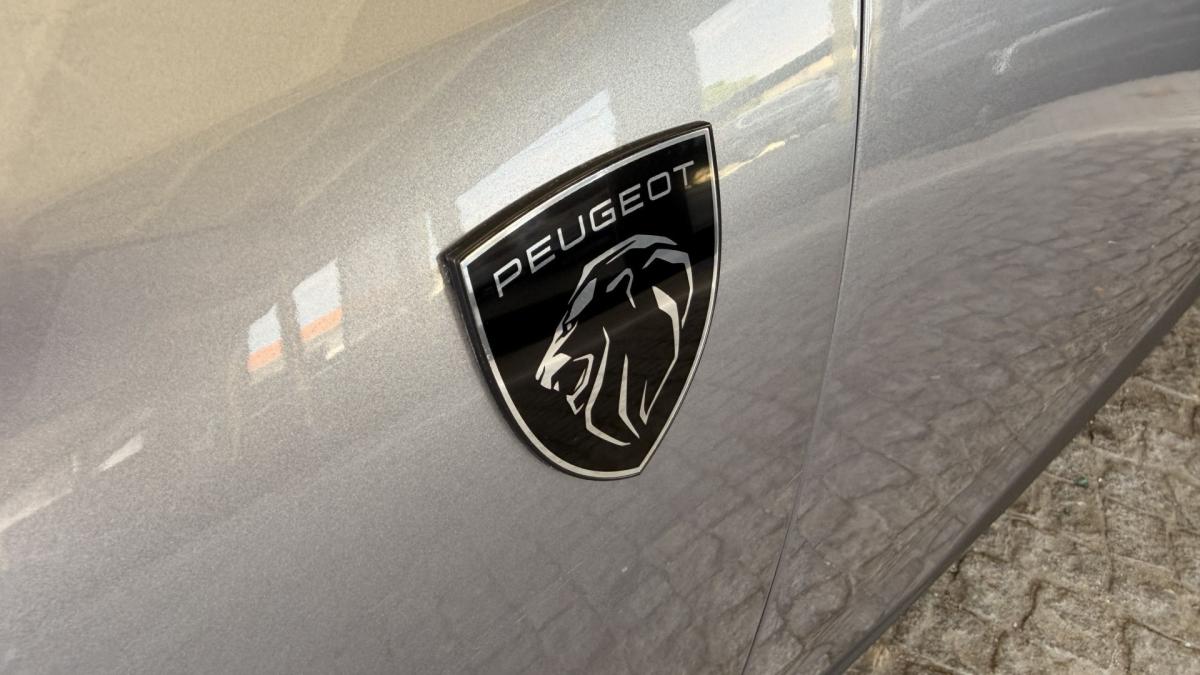 peugeot-5008-2024-gasolina-1199cc
