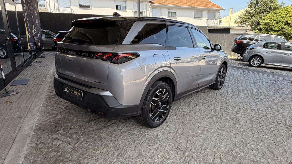 peugeot-5008-2024-gasolina-1199cc