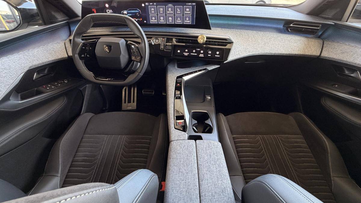 peugeot-5008-2024-gasolina-1199cc