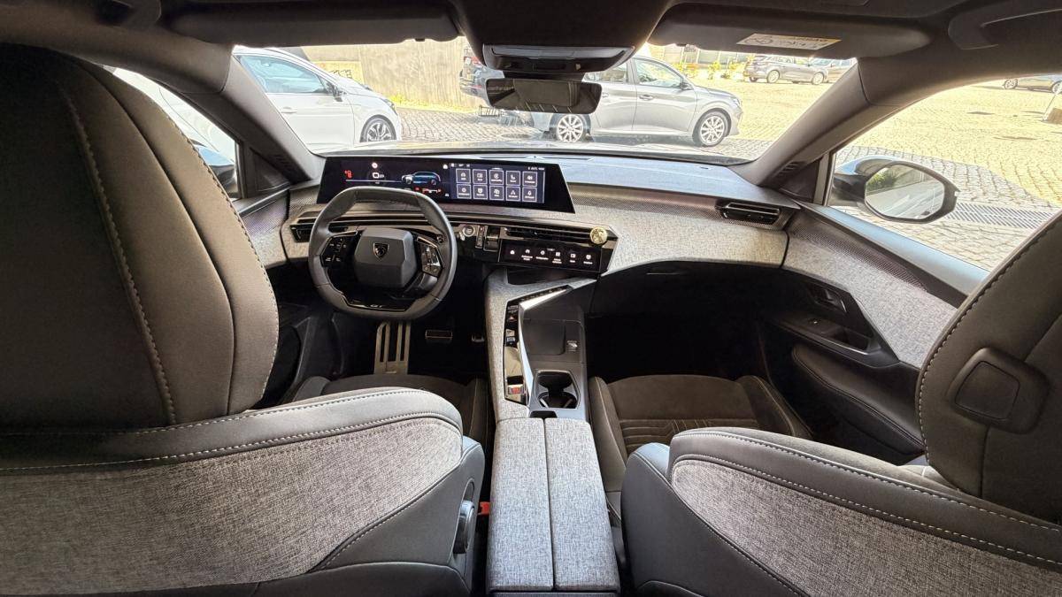 peugeot-5008-2024-gasolina-1199cc