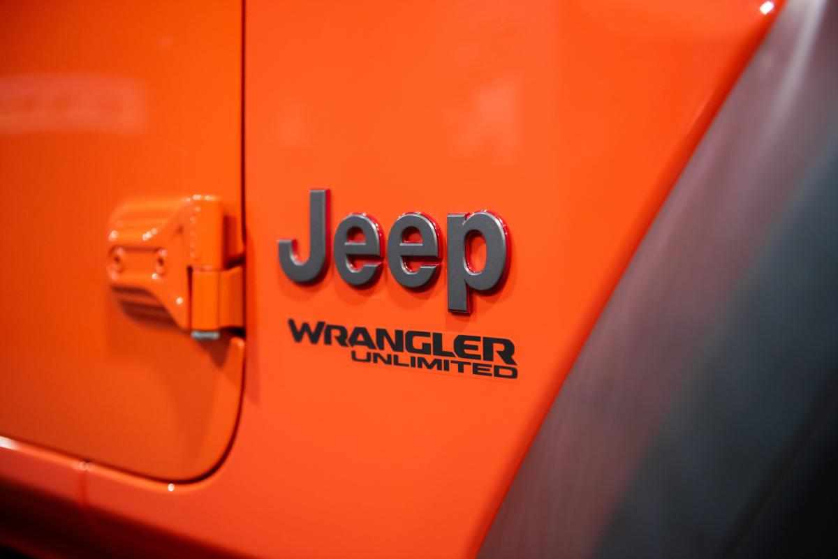 jeep-wrangler-2-0-etorque-4x4-2018-gasolina-1998cc