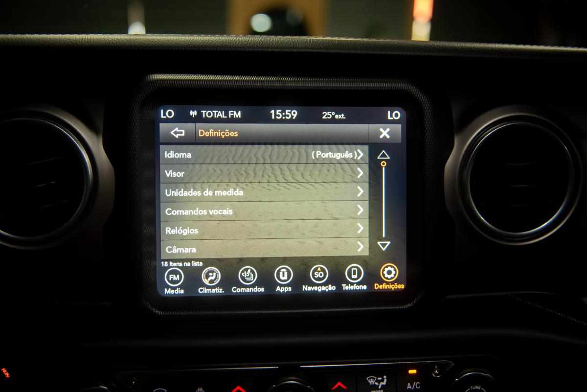 jeep-wrangler-2-0-etorque-4x4-2018-gasolina-1998cc