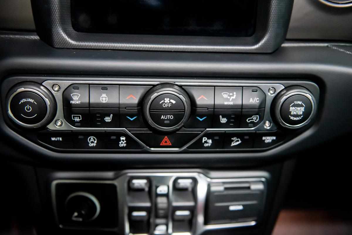 jeep-wrangler-2-0-etorque-4x4-2018-gasolina-1998cc