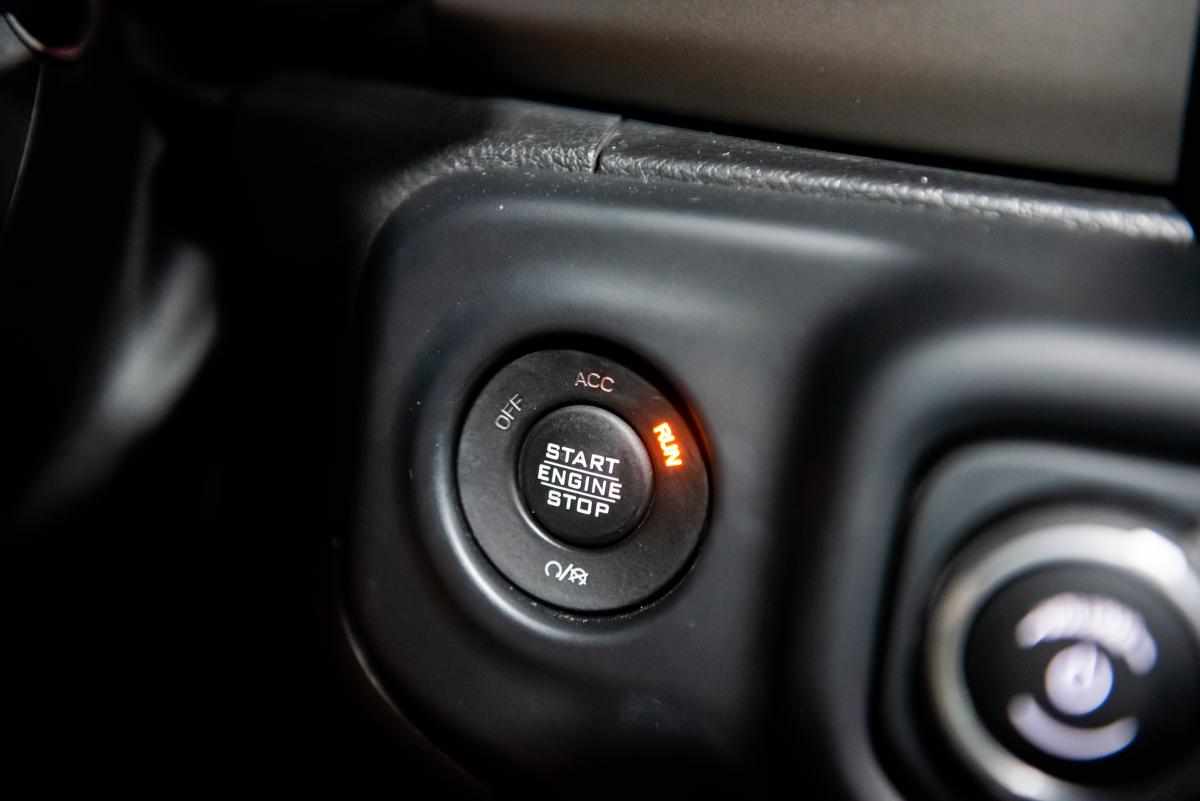 jeep-wrangler-2-0-etorque-4x4-2018-gasolina-1998cc