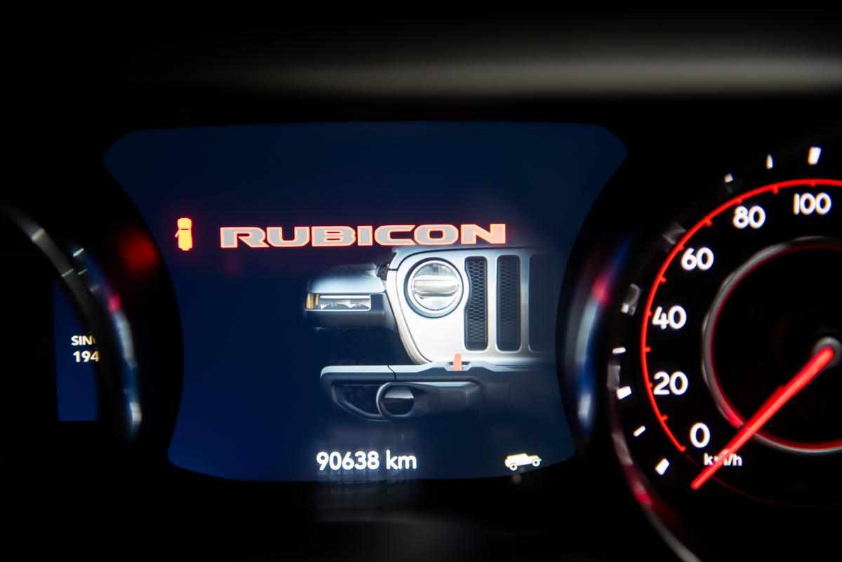 jeep-wrangler-2-0-etorque-4x4-2018-gasolina-1998cc