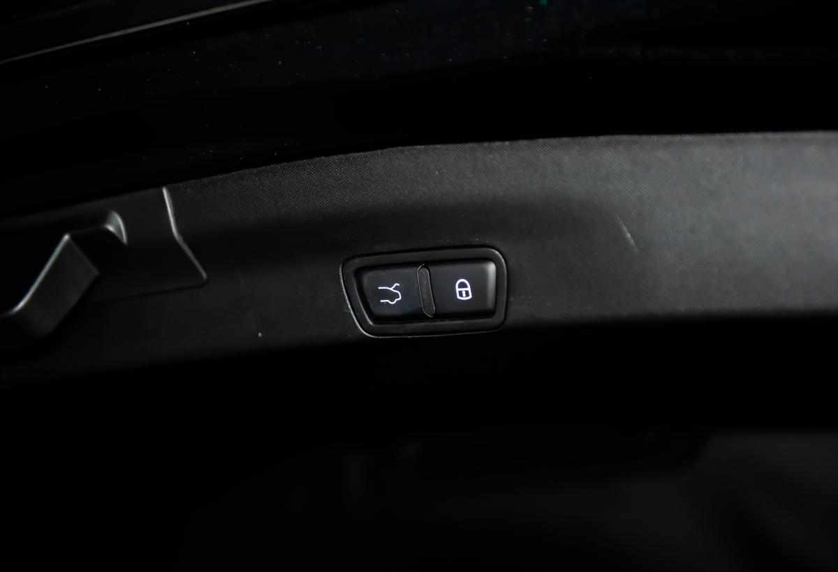 alfa-romeo-stelvio-2-2-jtdm-2022-diesel-2143cc