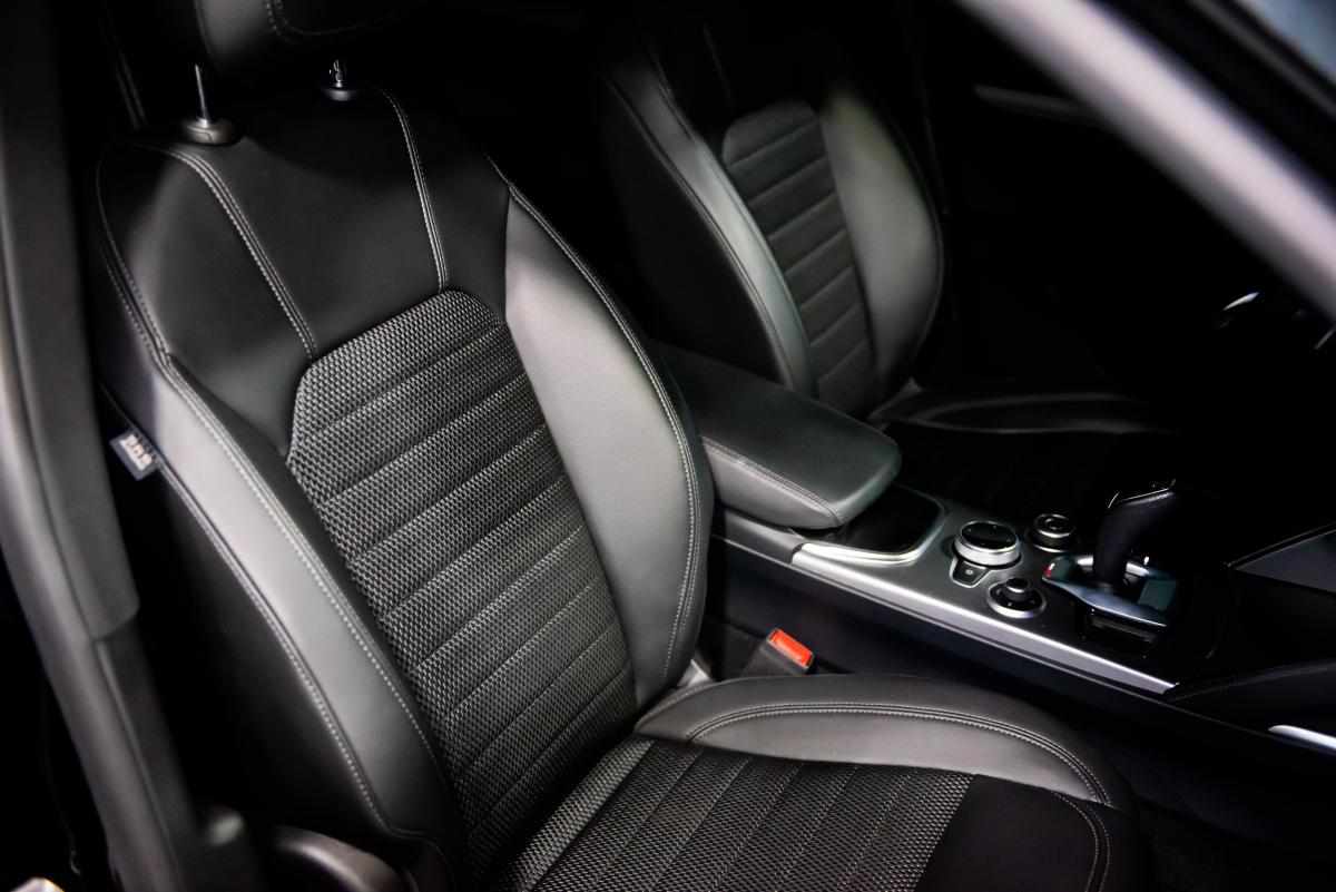 alfa-romeo-stelvio-2-2-jtdm-2022-diesel-2143cc