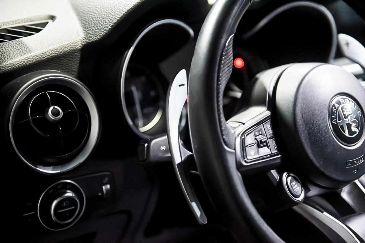 alfa-romeo-stelvio-2-2-jtdm-2022-diesel-2143cc