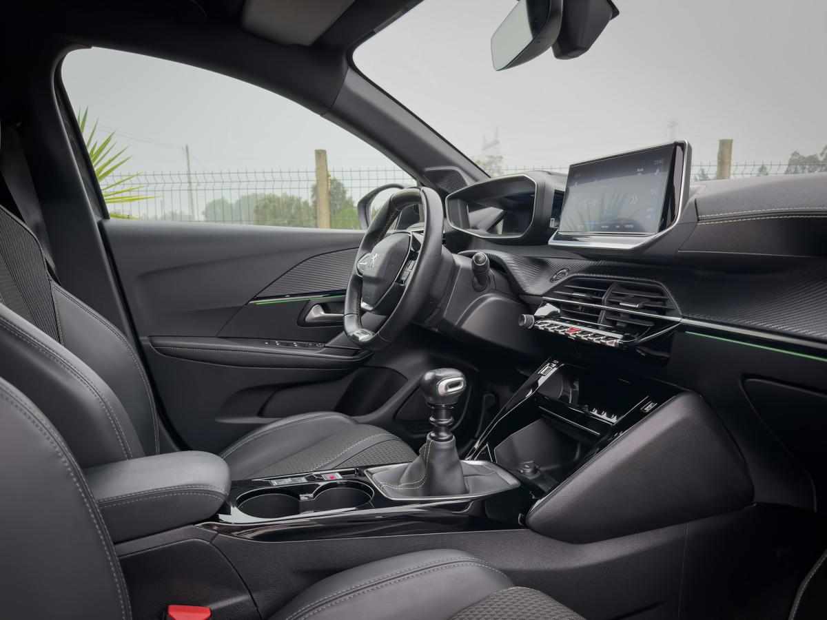 peugeot-208-2020-gasolina-1200cc