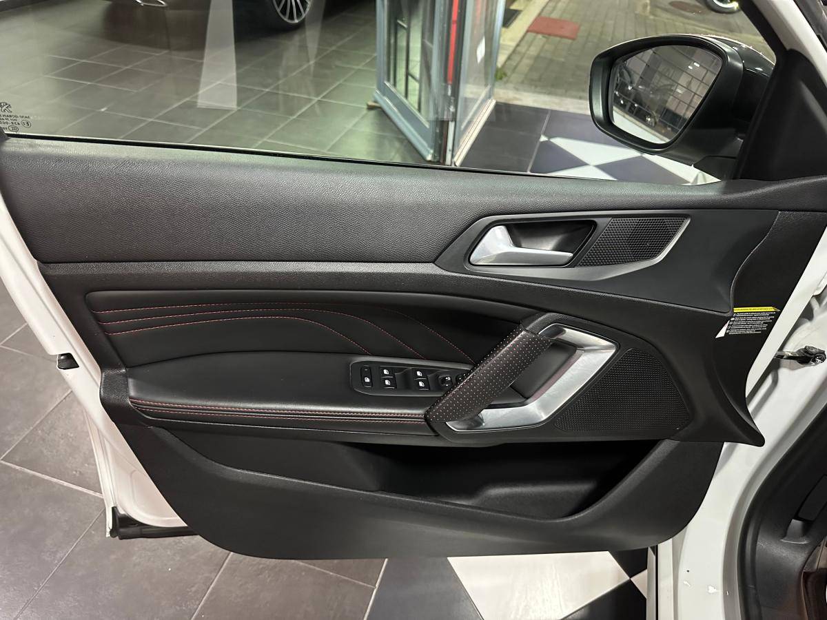 peugeot-308-sw-2017-diesel-1560cc