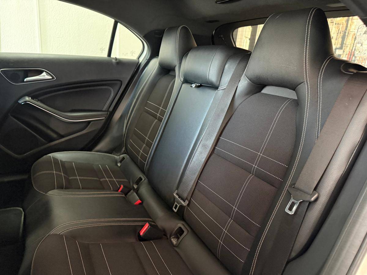 mercedes-benz-classe-a-2015-diesel-2143cc