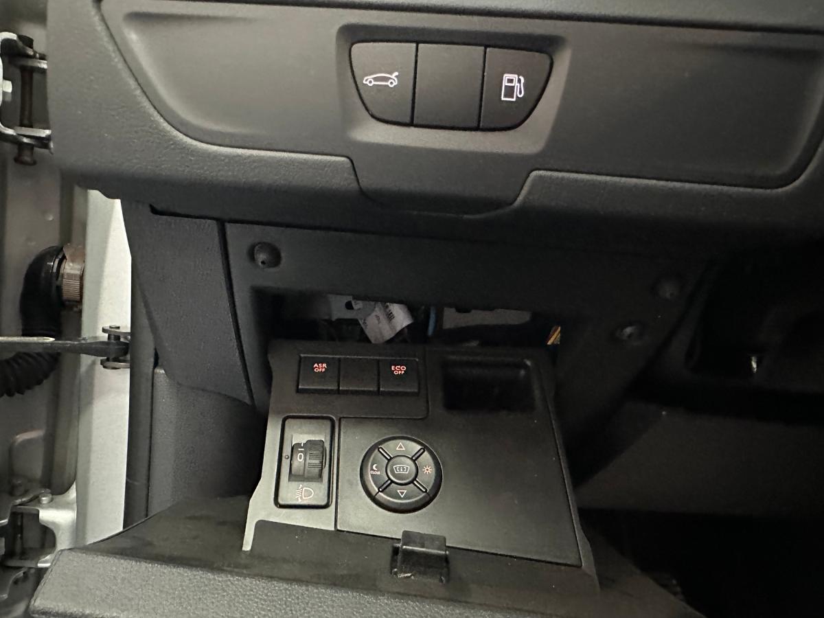 peugeot-508-sw-2016-diesel-1560cc