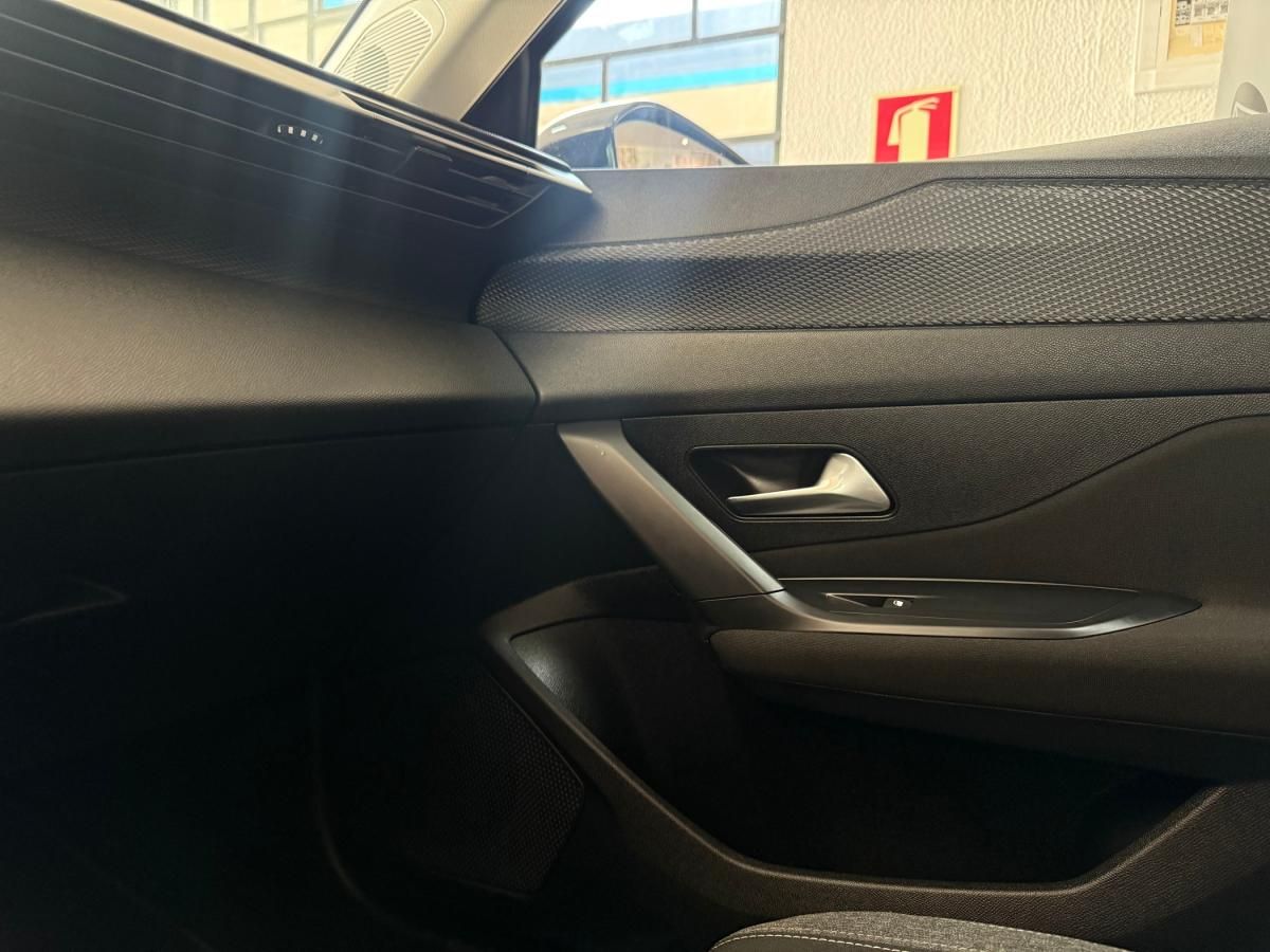 peugeot-308-sw-2022-gasolina-1199cc