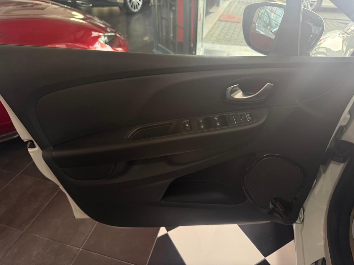 renault-clio-2017-gasolina-1197cc
