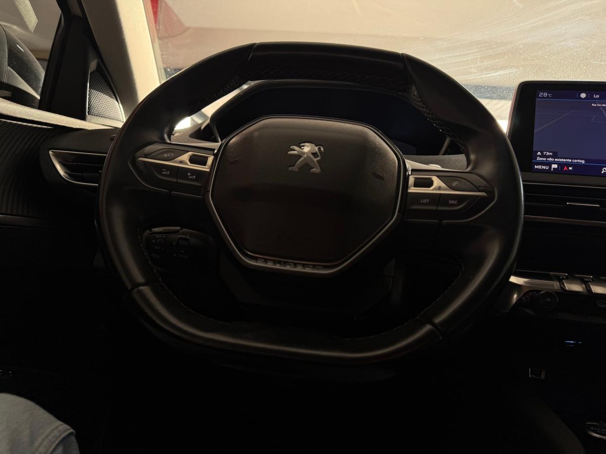peugeot-5008-2018-gasolina-1199cc