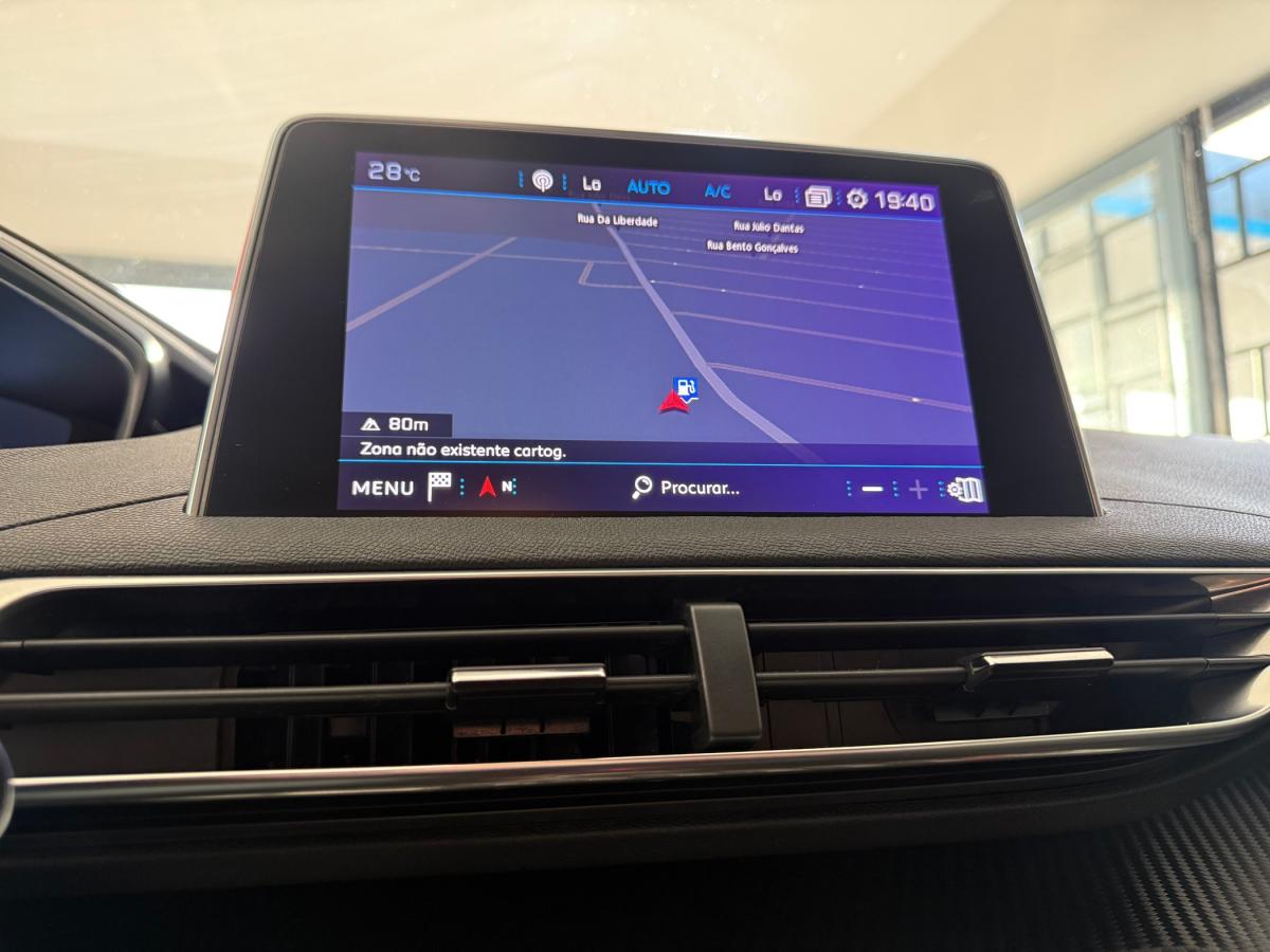 peugeot-5008-2018-gasolina-1199cc