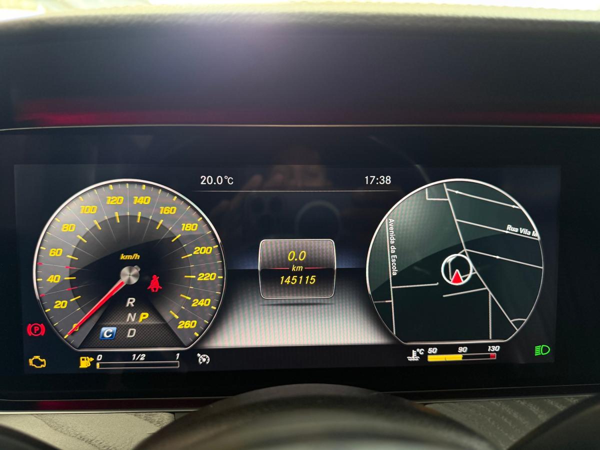 mercedes-benz-cls-2018-diesel-2987cc