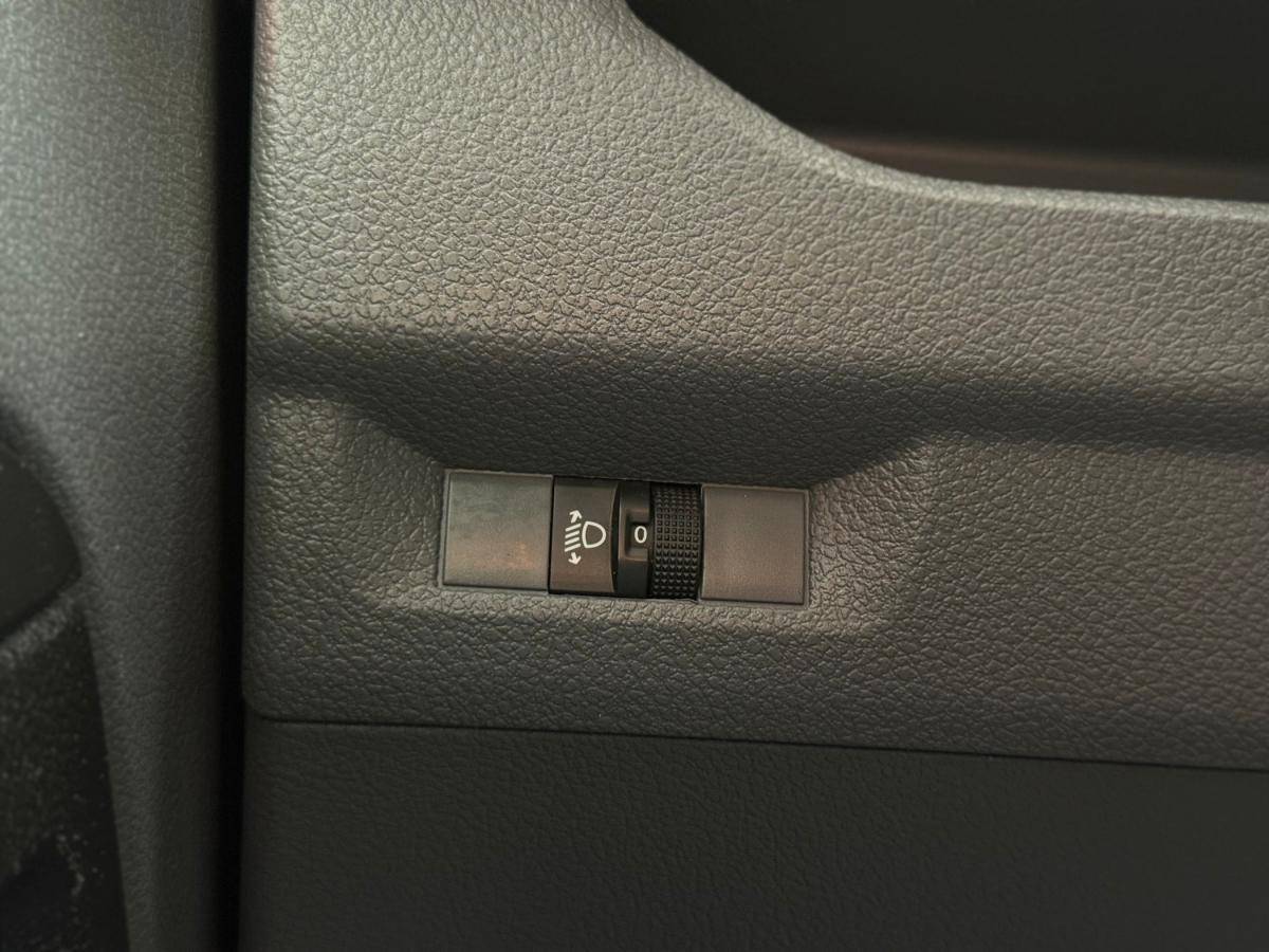 peugeot-expert-2018-diesel-1499cc