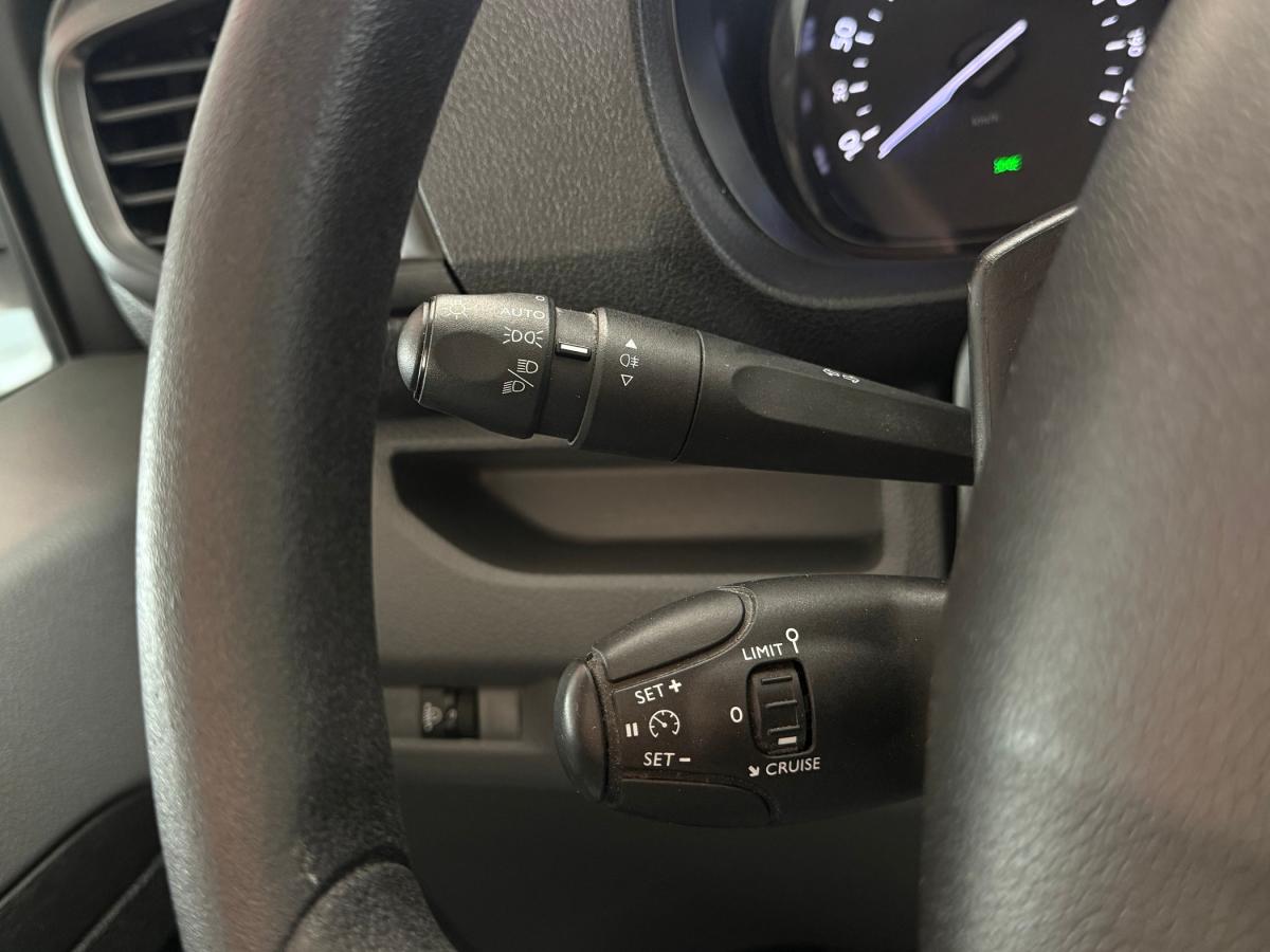 peugeot-expert-2018-diesel-1499cc