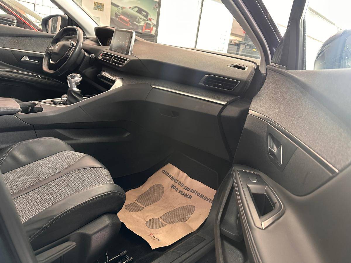 peugeot-5008-2018-gasolina-1199cc