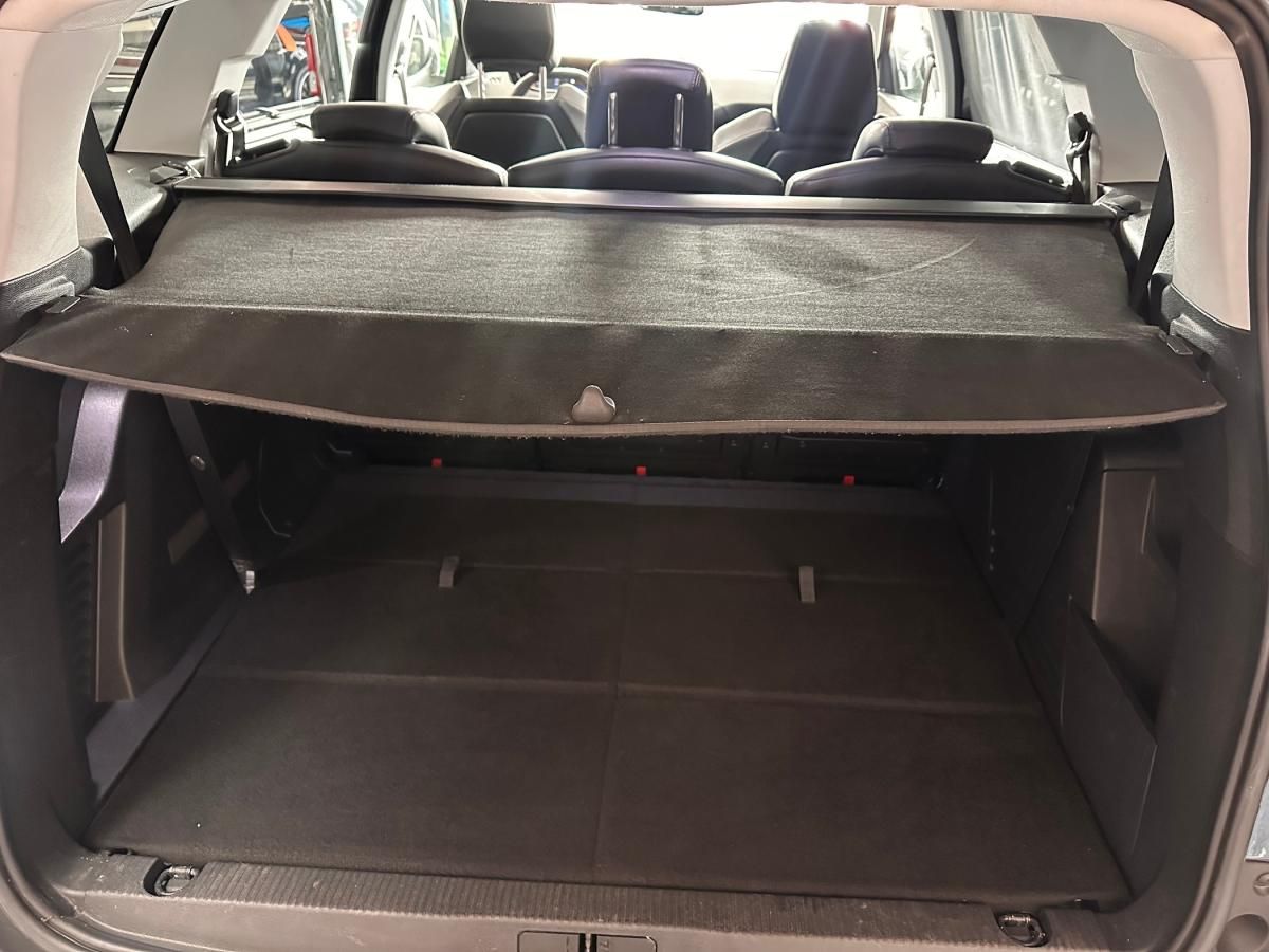 peugeot-5008-2018-gasolina-1199cc