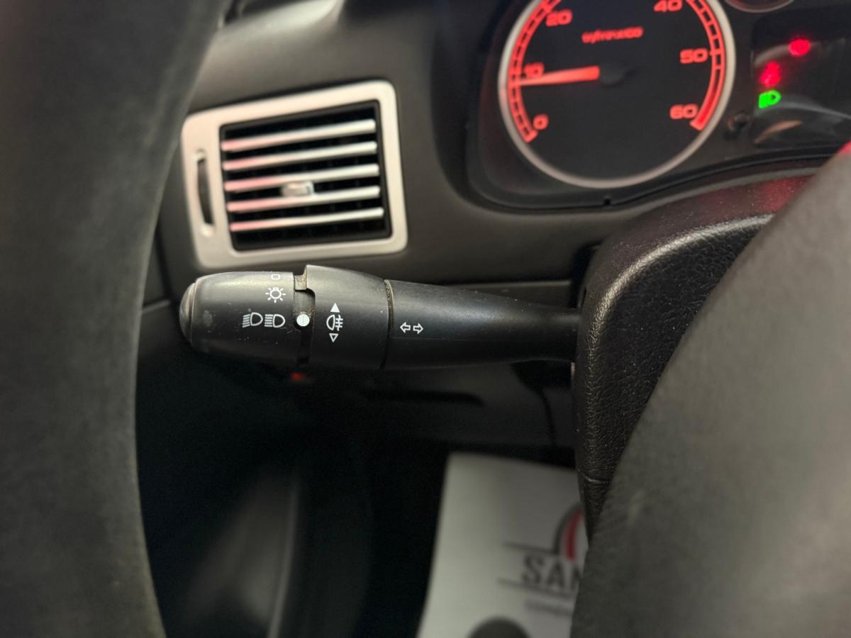 peugeot-307-2005-diesel-1560cc