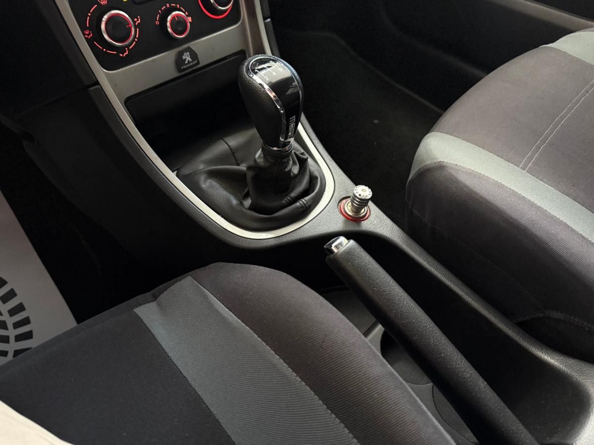 peugeot-307-2005-diesel-1560cc