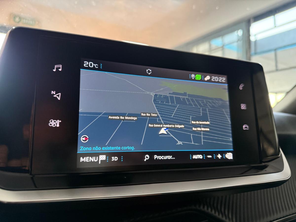 peugeot-2008-2023-gasolina-1199cc