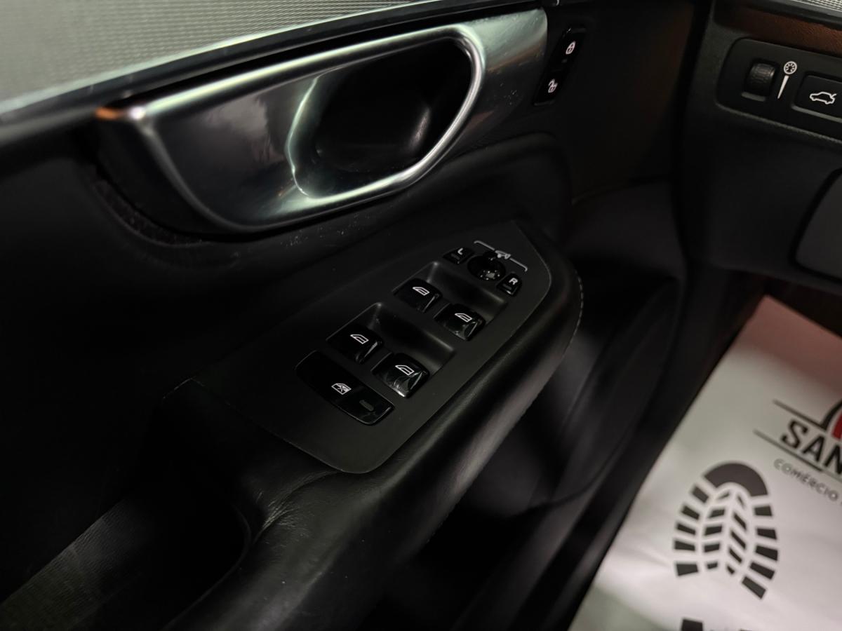 volvo-xc90-2017-hibrido-a-gasolina-1969cc